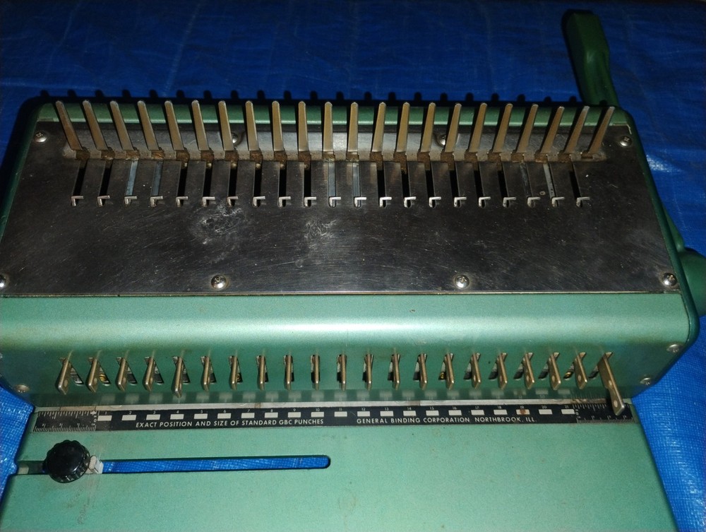GBC Combo Binding Machine Model 202 -pb