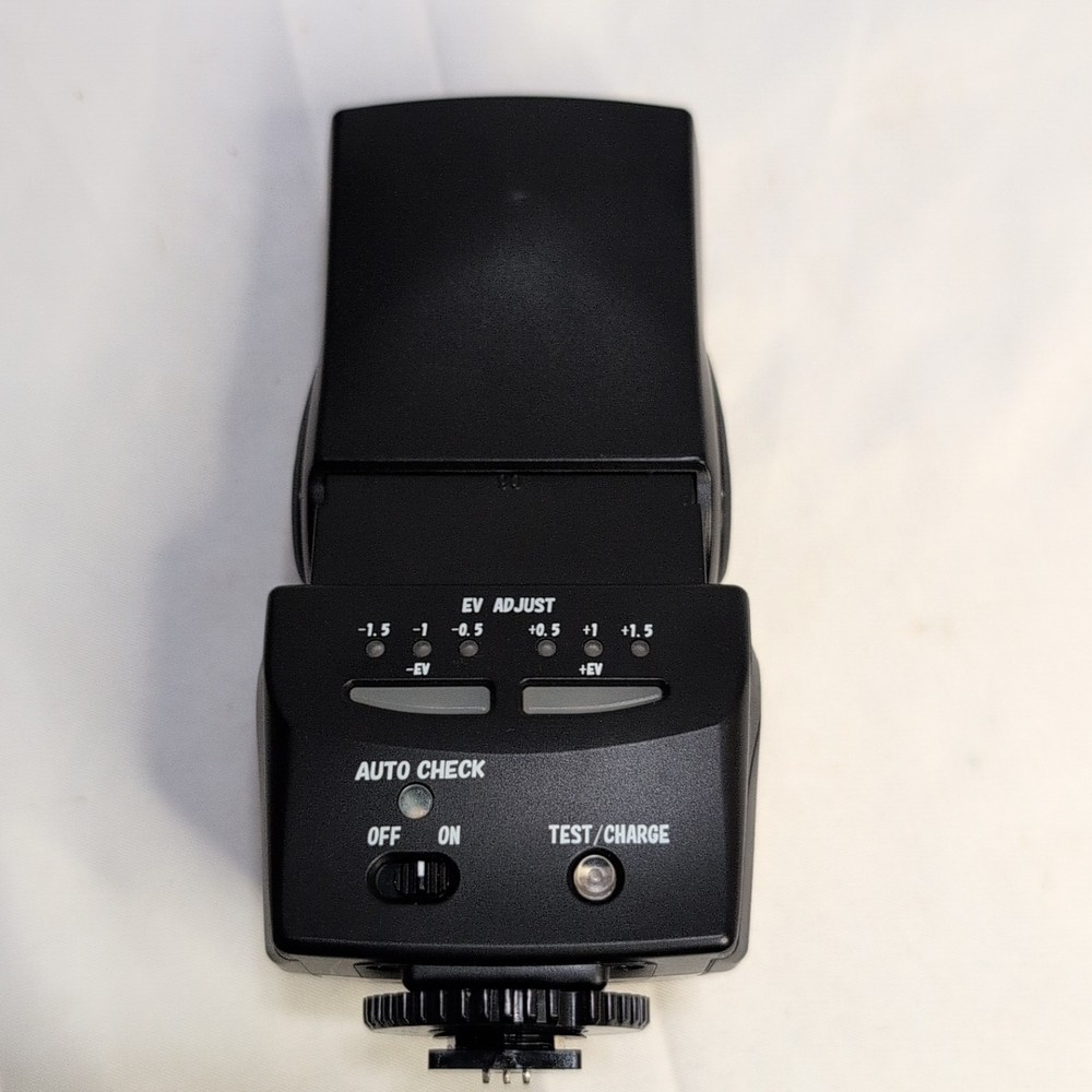 Sunpak DigiFlash 2800 Flash Unit for Nikon DSLR Camera Tested