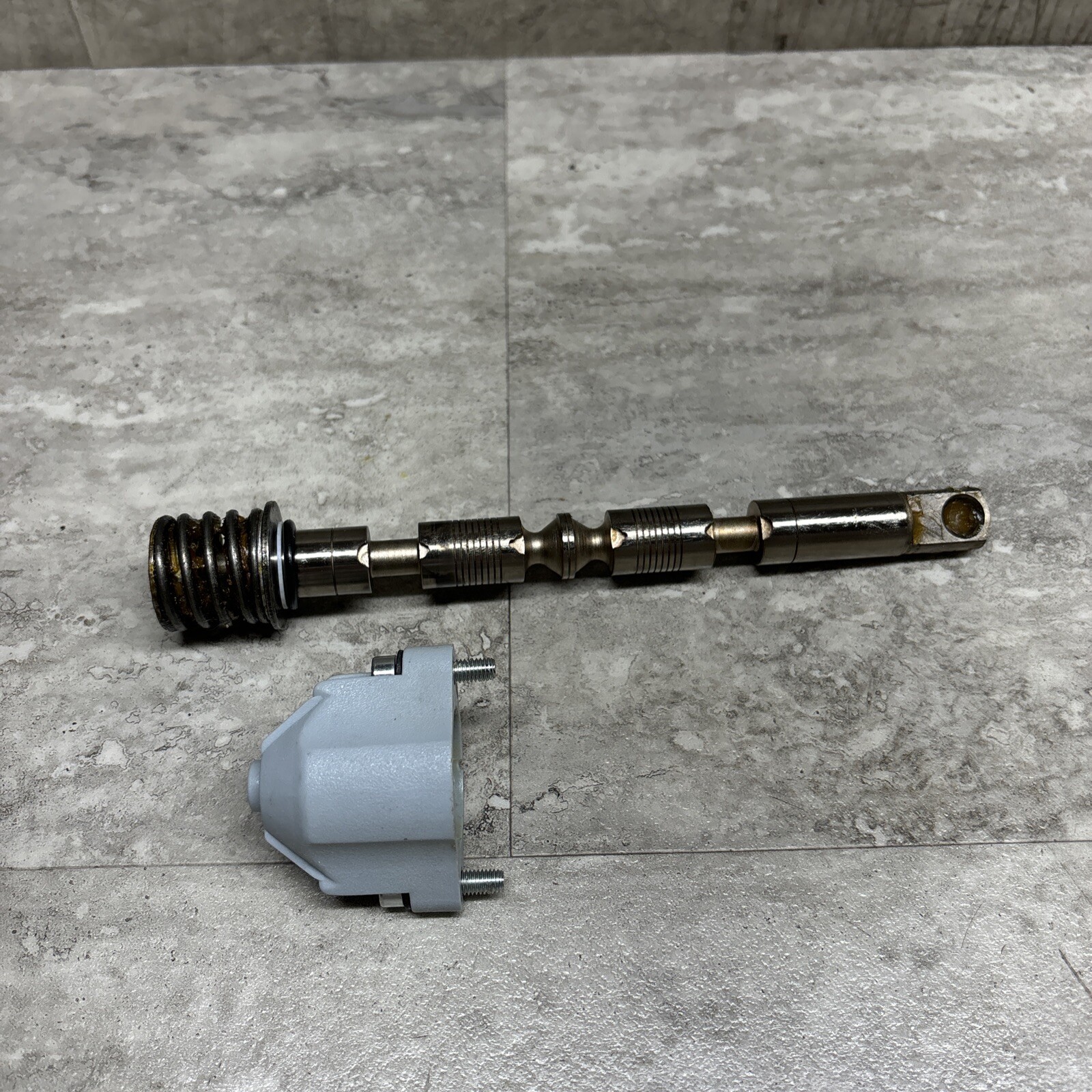 OEM Salami Spa Replacement Spool W/ Dust Cap & Spring For VD8A, New Read Descrip