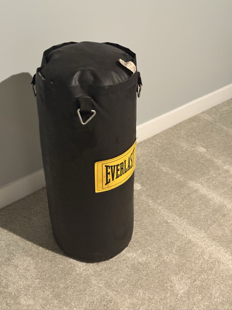Everlast Black Heavy Training Punching Bag