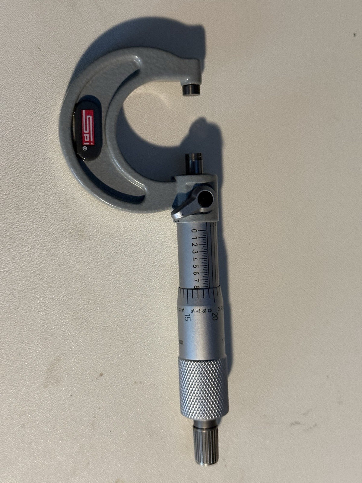 SPI Outside Micrometer Set Mechanical 0-6 in Range 0.00010 in Resolution