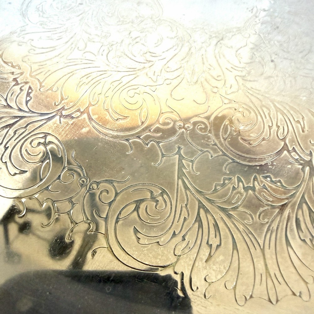 Vtg 70’s Silver Plate Scroll Design Engraved Round 5 Pc Trivet Set W/ Holder 7.5