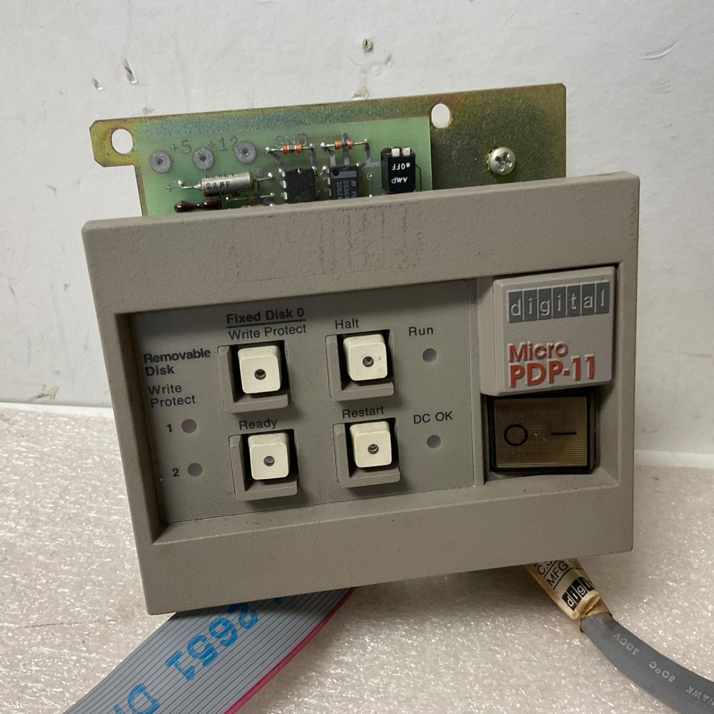 DEC Digital Equipment 70-20695-01 Micro PDP-11 4 button Control Panel 2 cables