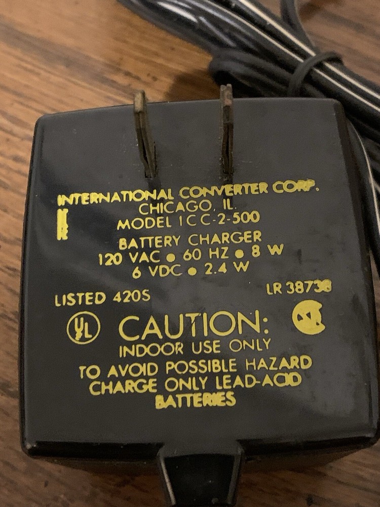 Ikelite Rechargeable Battery Charger Model 1CC 2 500