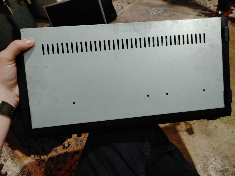 Sansui RG-900R Computer Control Equalizer+Analyzer Powers On