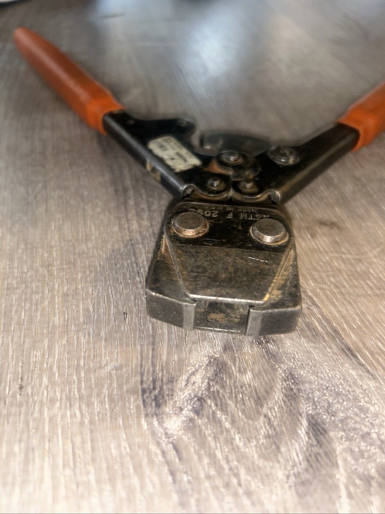 SharkBite 23081 PEX Clamp Pincer Tool
