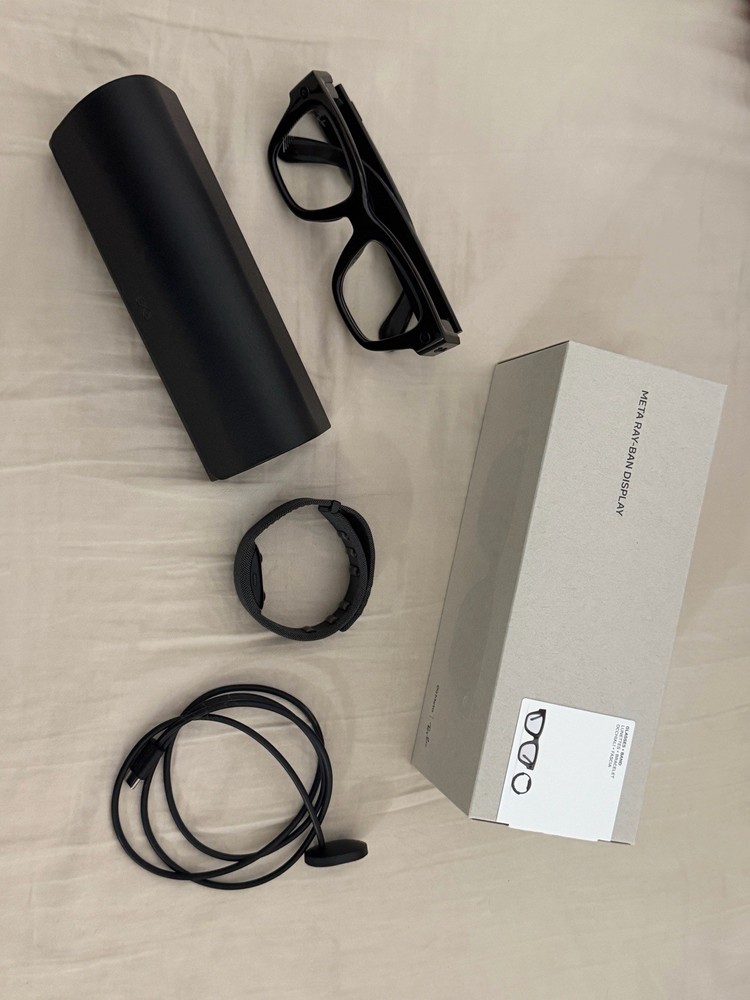 Brand New Meta Rayban Display (Open Box)