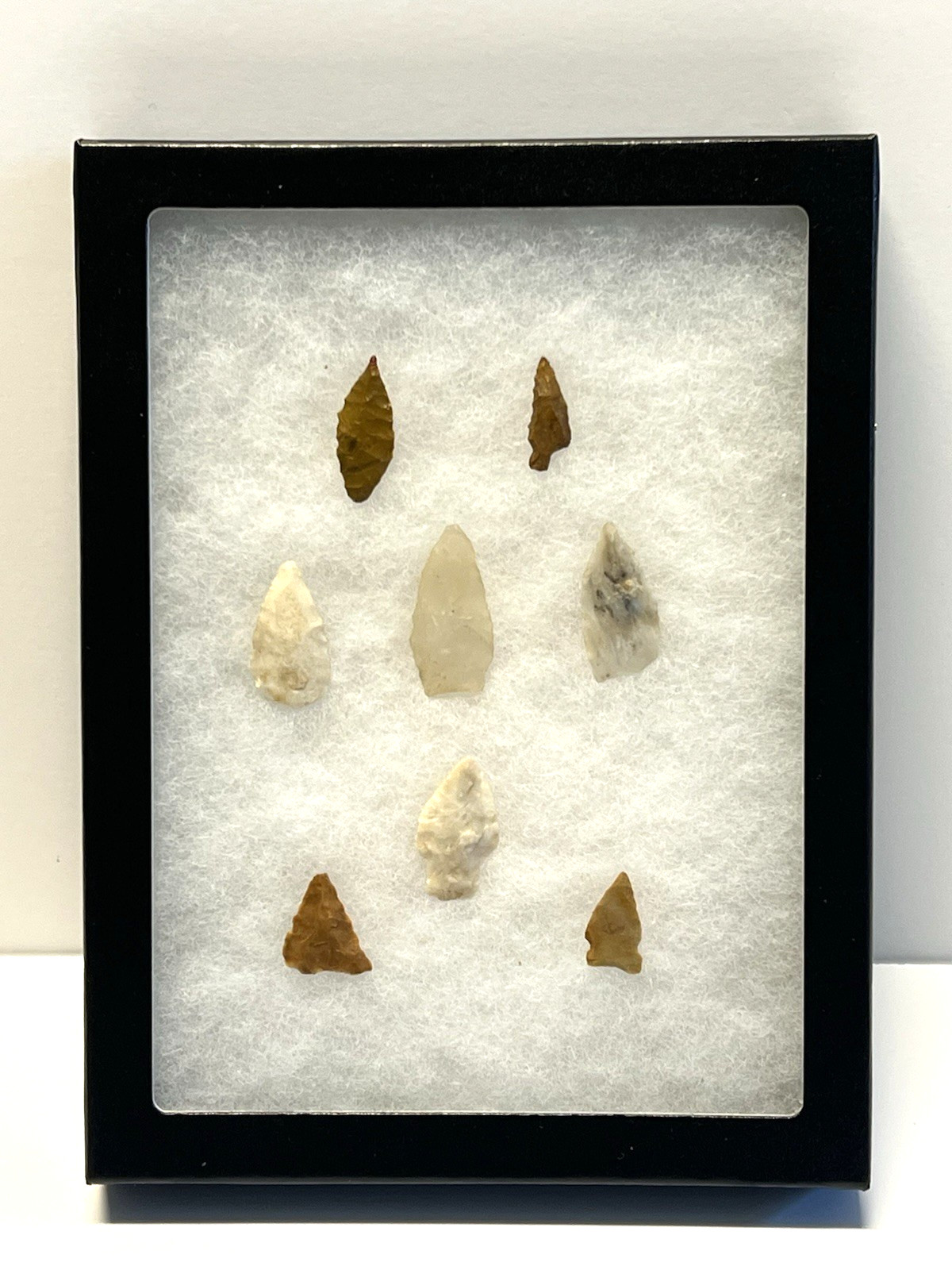 Antique Original Native American Indian Arrowheads; Ryker Glass Case; Qty 8 #A3