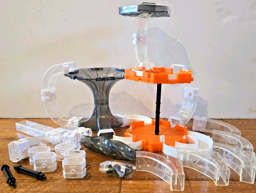 Hexbug Nano V2 Black Hole Track Set w Bugs Tested Working Near Complete
