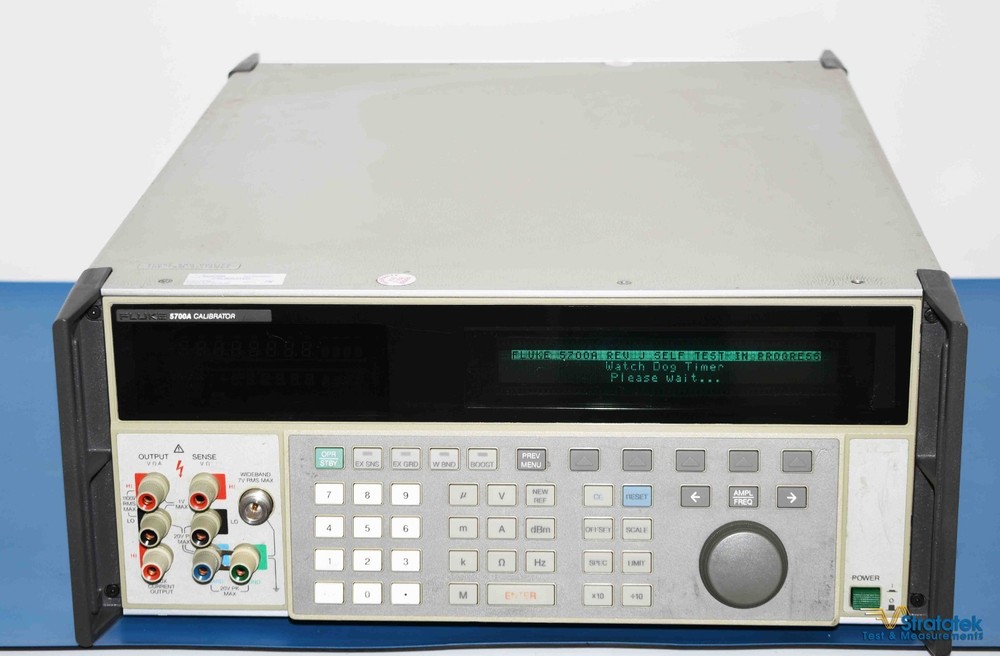 Fluke 5700A Multifunction Calibrator with 5700A-03 Wideband ACV