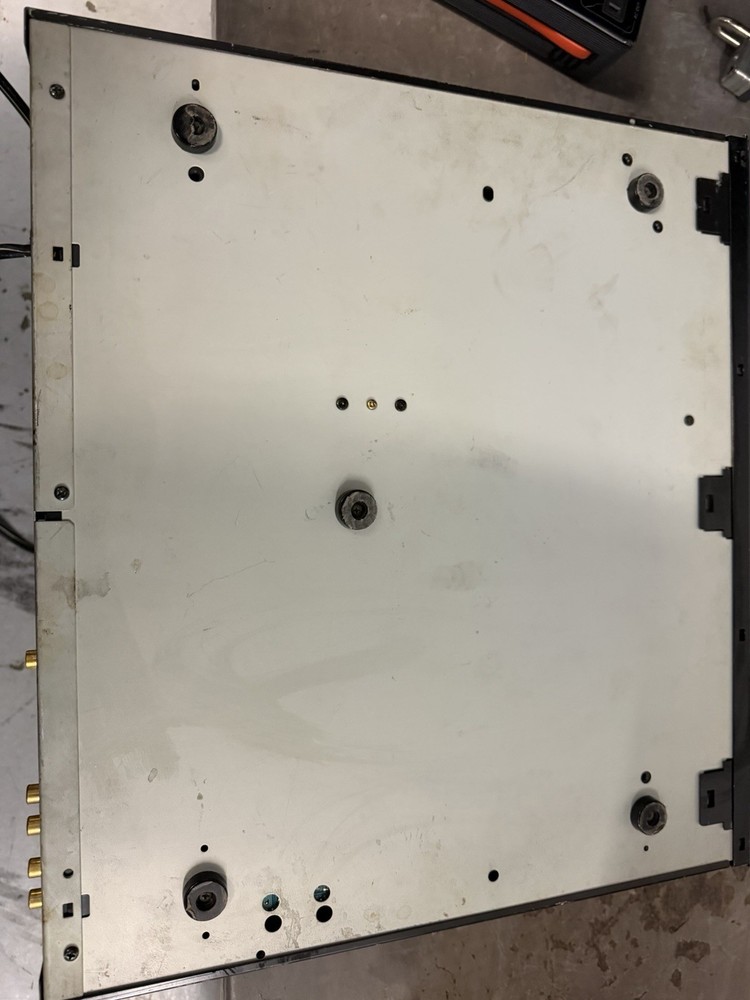 ADCOM GCD-700 5-Disc CD Compact Disc Changer - No Remote - Tested Working