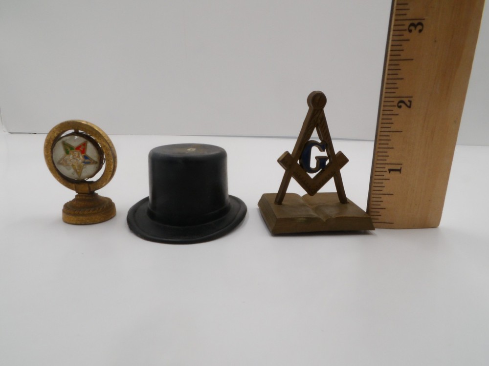 2 Vintage MASONIC Dashboard Magnetic Emblems & Plastic Top Hat