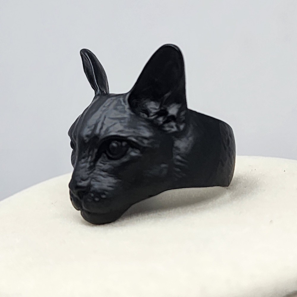 Salem Black Metal Kitty Cat Ring