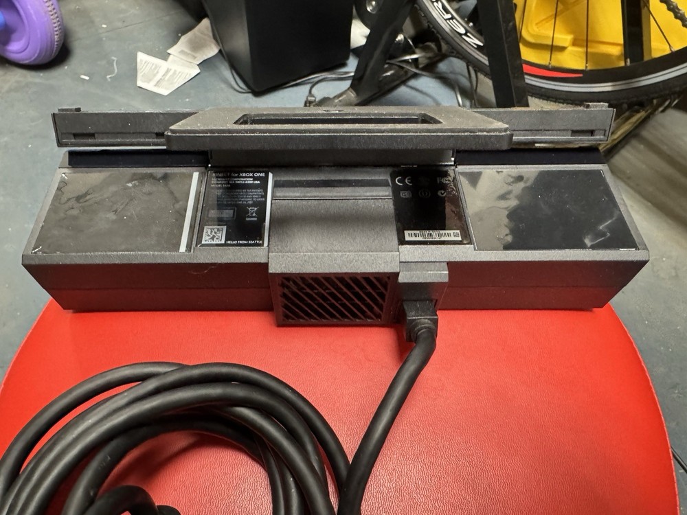 Microsoft Xbox One Kinect Sensor Bar - Not Working Parts Only