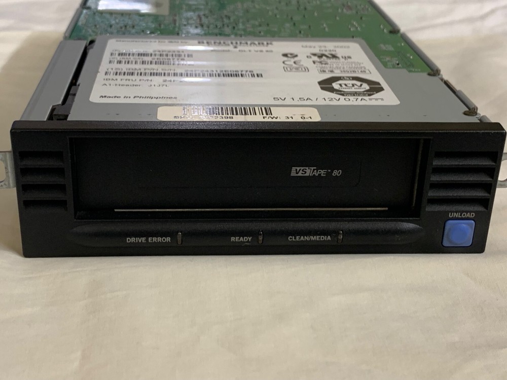 BENCHMARK STORAGE INNOVATIONS DLT VS80 DLT VS80 40/80GB Internal Drive