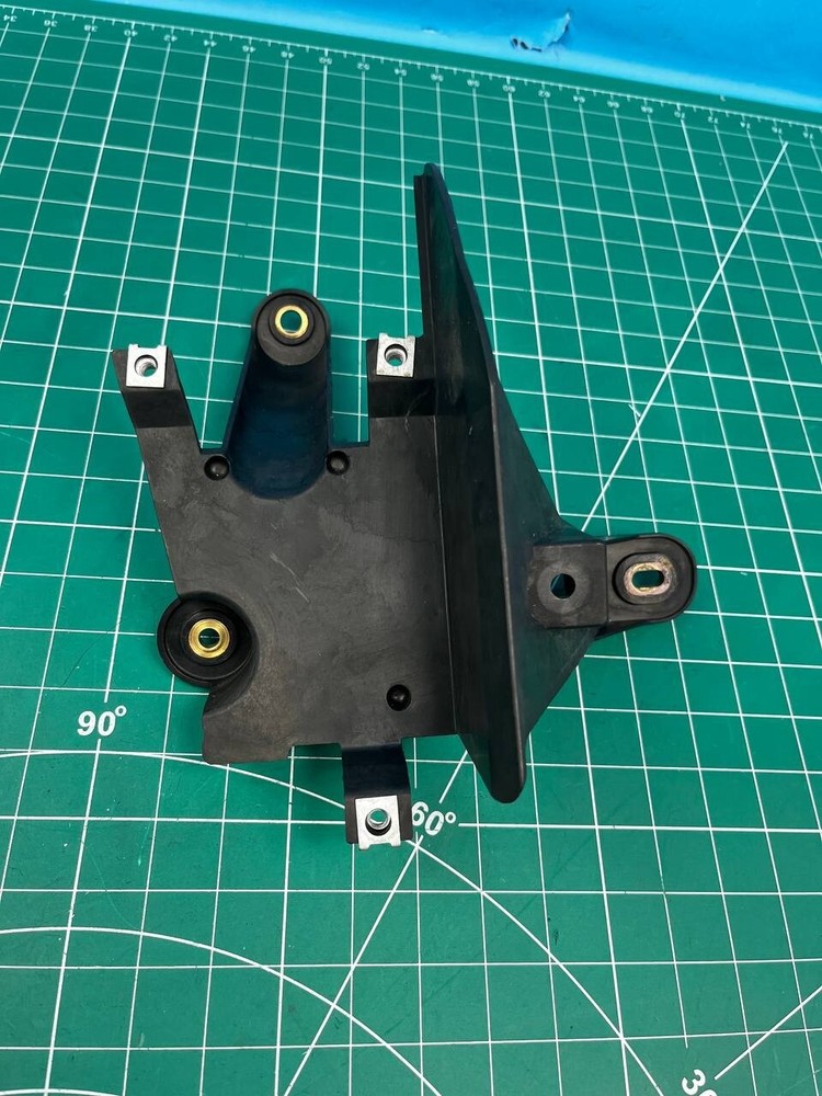 2010-2017 PORSCHE CAYENNE - Right LANE Change Assist Control Module Bracket