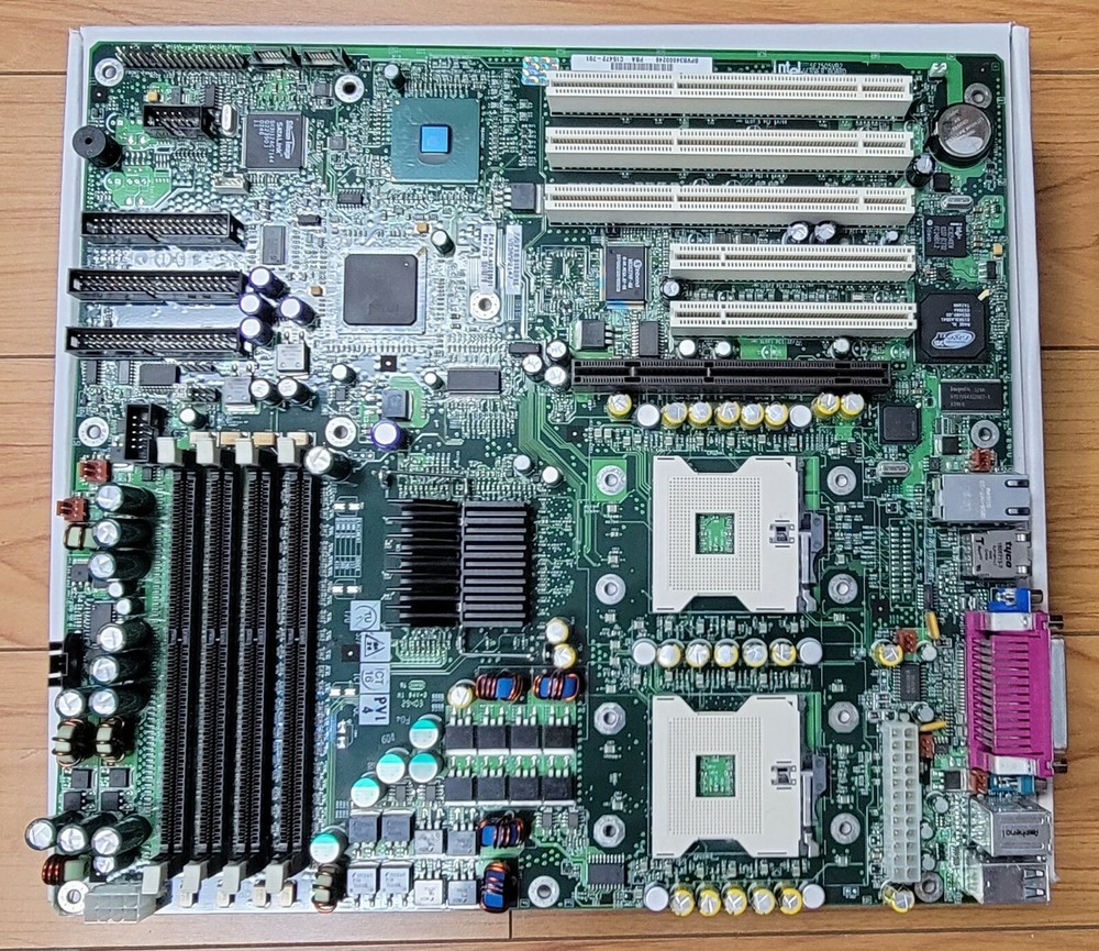 Intel SE7505VB2 Dual Xeon E7505 DDR LAN Server Motherboard  Socket 604