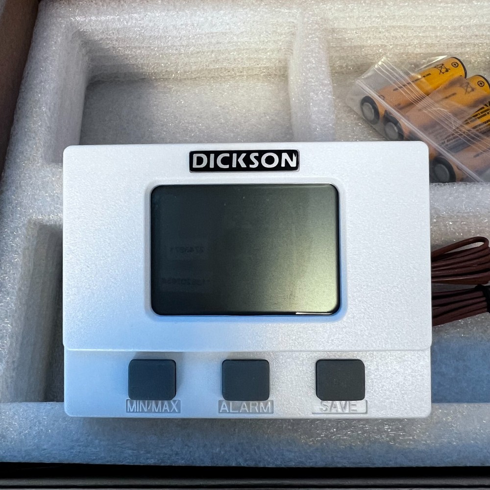 DICKSON SM325 LCD Display Temperature Data Logger -300F to 2000F, 2 type K probe