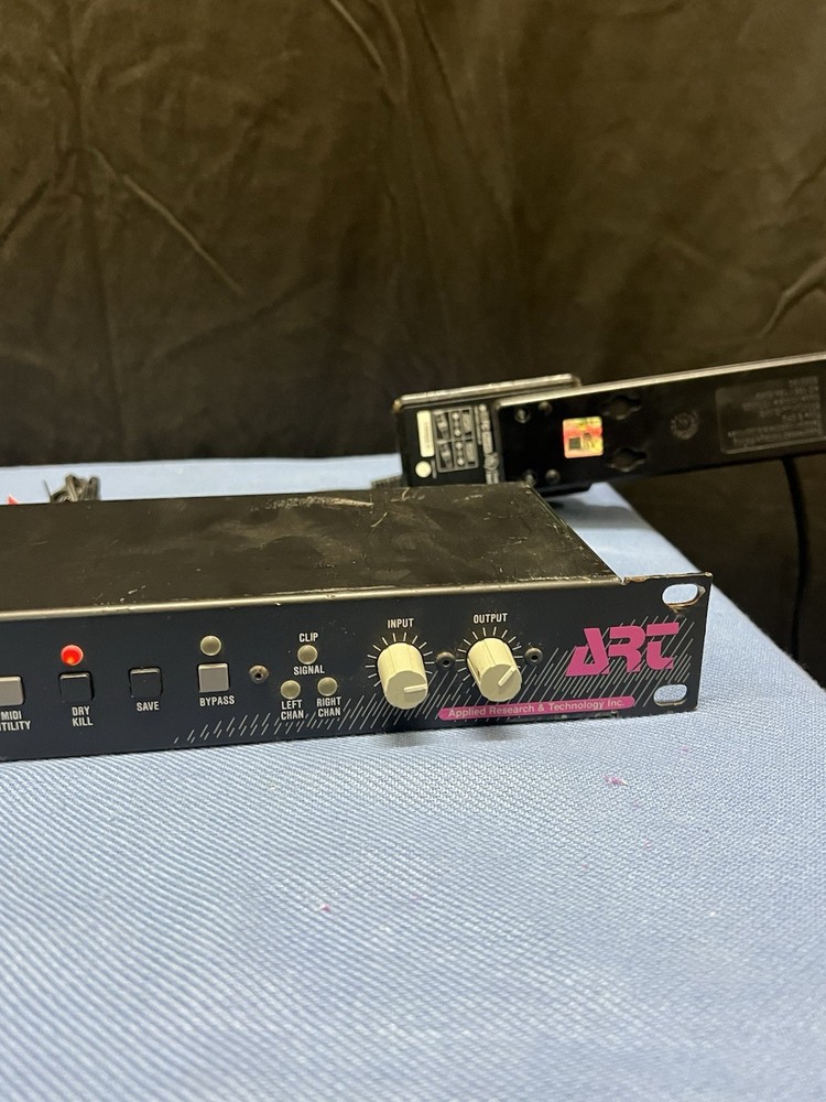 ART 424 FXR Elite 2 Channel Stereo Digital Multi Effects Processor No Adapter