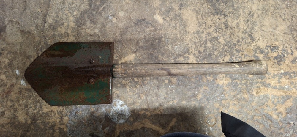 WW2 USMC M43 Entrenching Tool, Modified With Fixed Handle. Rare