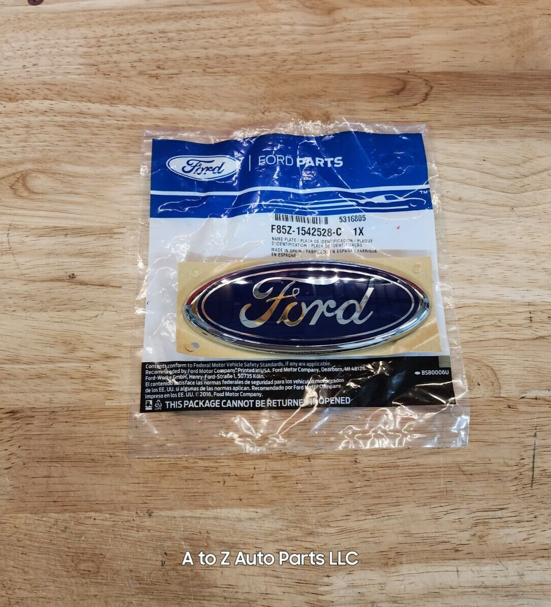 NEW 99-07 Ford F250 F350 SD, 00-05 Excursion, 99-03 F150 Tailgate Emblem, OEM