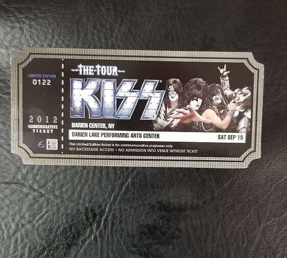 KISS - VINTAGE  9/15/2012 TOUR WHOLE COMMEMORATIVE VIP TICKET DARIEN CENTER, NY