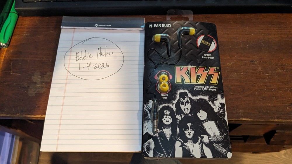 KISS Headphones  In-Ear Buds MISB 2011 Gene Paul Ace Peter