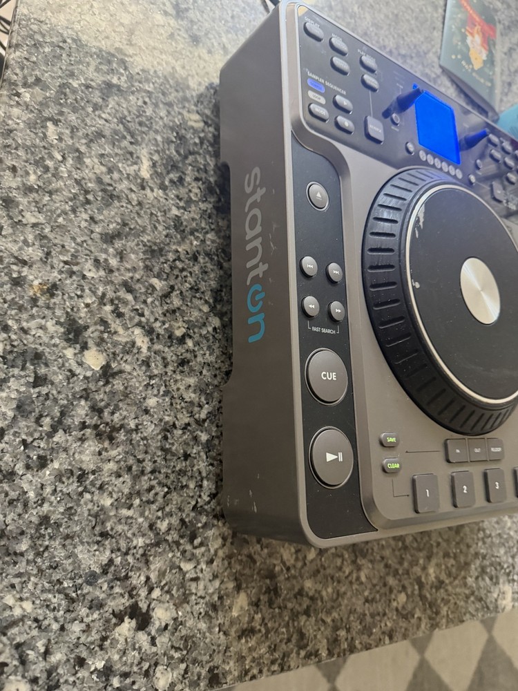 Stanton C.324 Tabletop DJ Turntable Mixer CD Player Needs Repair "No Disc" ERROR