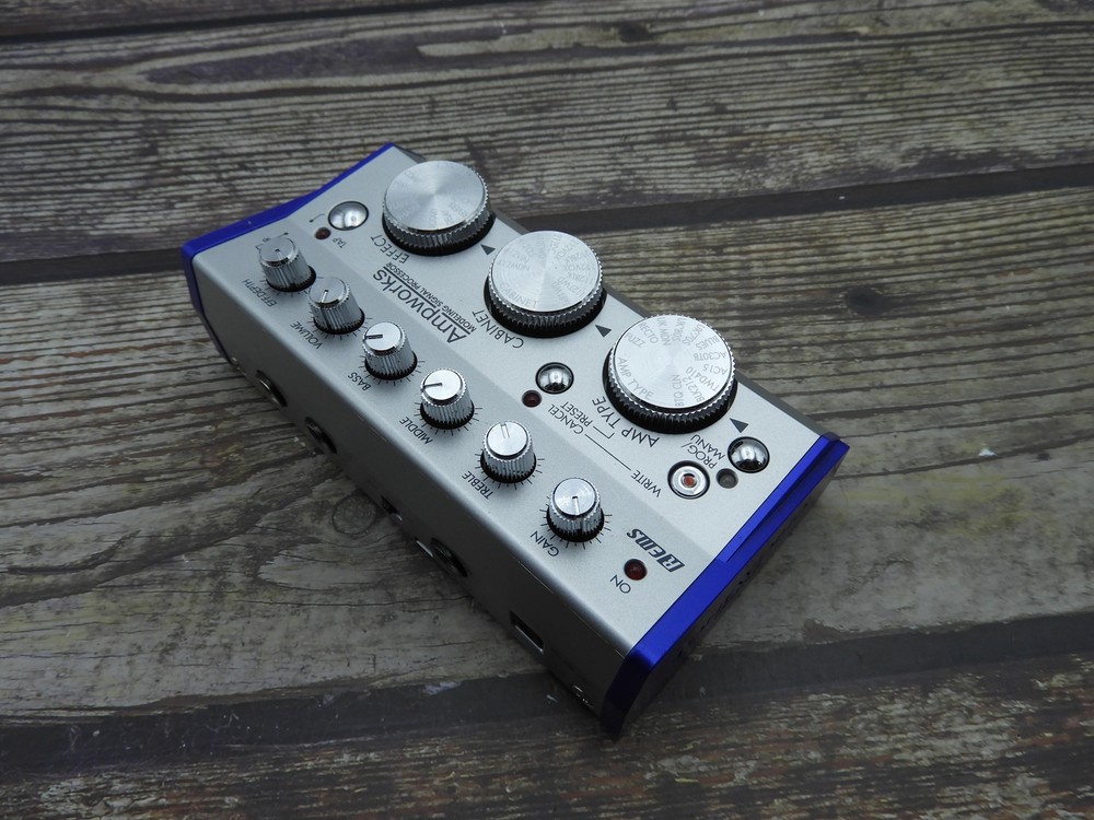 KORG AMPWORKS MODELING SIGNAL PROCESSOR Guitar Multi-Effects Pedal from japan
