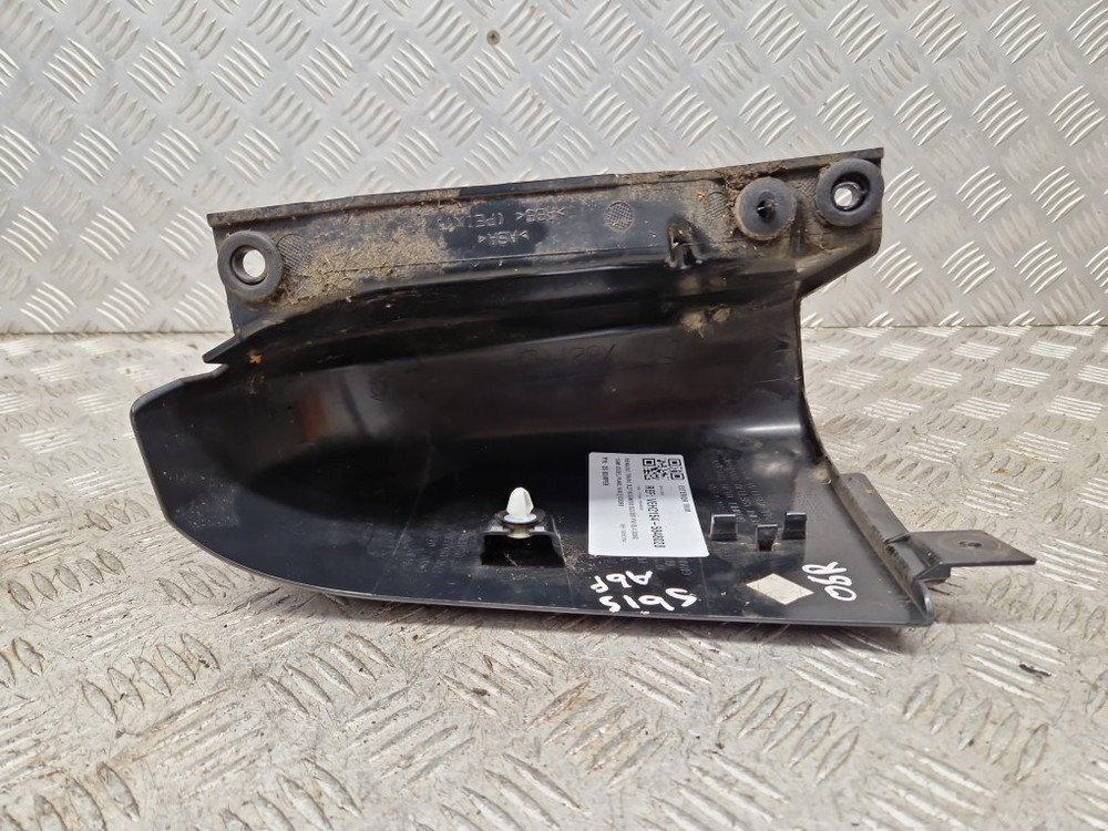 RENAULT TRAFIC DRIVER SIDE REAR UPPER TRIM 2015
