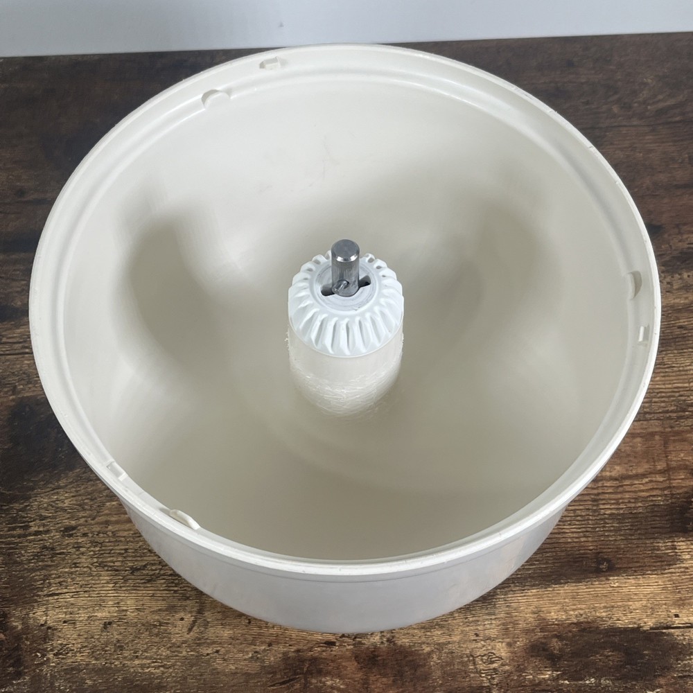 Bosch UM3 Mixing Bowl Replacement Has Scratches