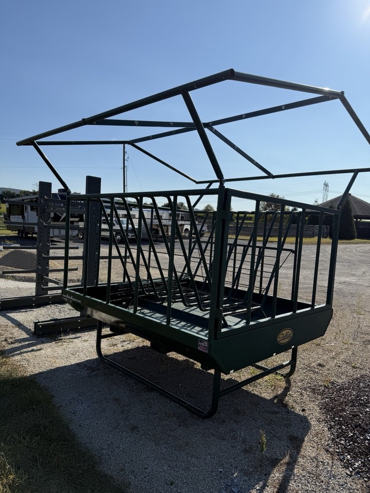 Large Round Bale Hay Feeder