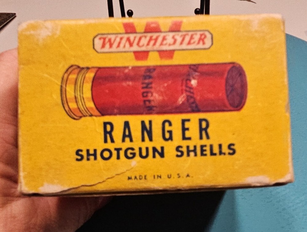 Winchestet Ranger Shotgun Shells Box - Empty