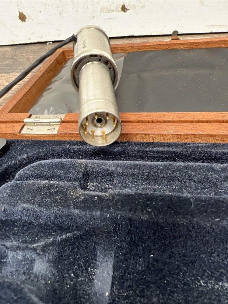 Bruel & Kjaer Preamplifier Type 2618