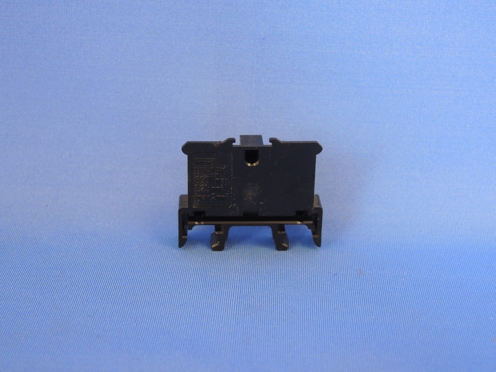 Idec BNH15M Terminal block 600V