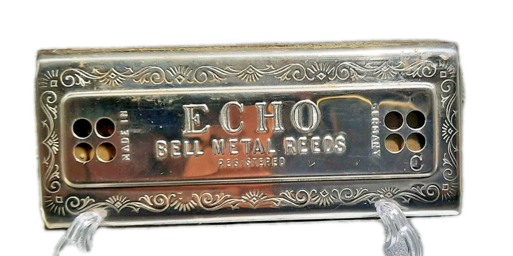 M. Hohner “The Echo” Double Reed Harp Harmonica Notes C & G with Original Box