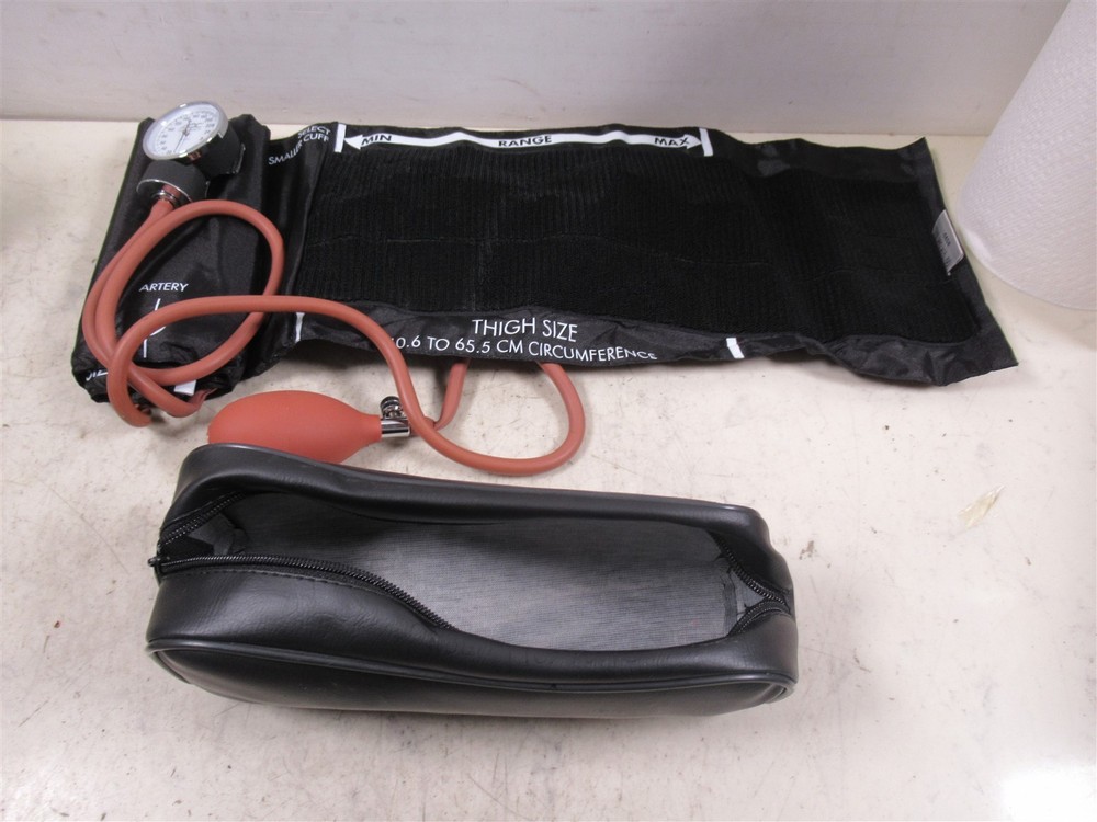 ADC Sphygmomanometer with Thigh Cuff and Case