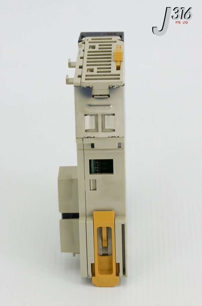 25390 OMRON INPUT UNIT ID233 CJ1W-ID233