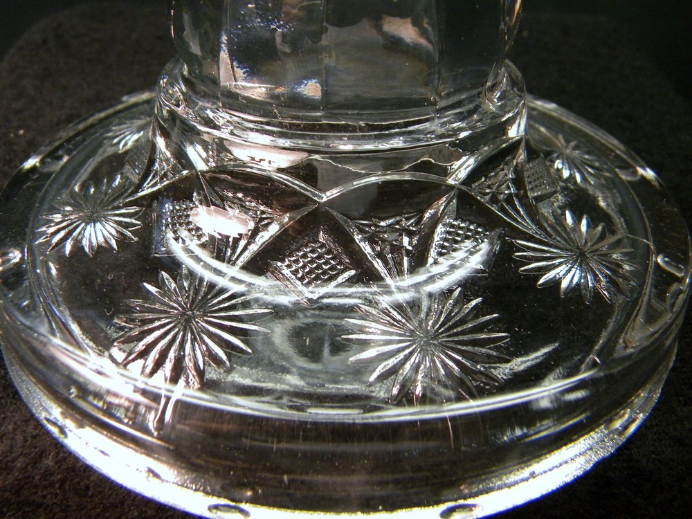 Large EAPG Oil Kerosene Lamp with Star Pattern Stem