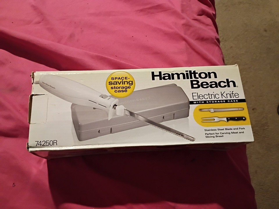 Hamilton Beach Electric Knife with Case - White
