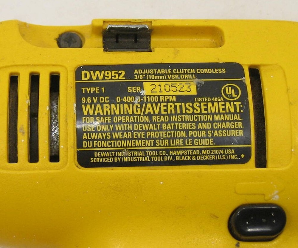 DeWALT DW952 9.6V 3/8” Cordless Drill Driver Tool Only