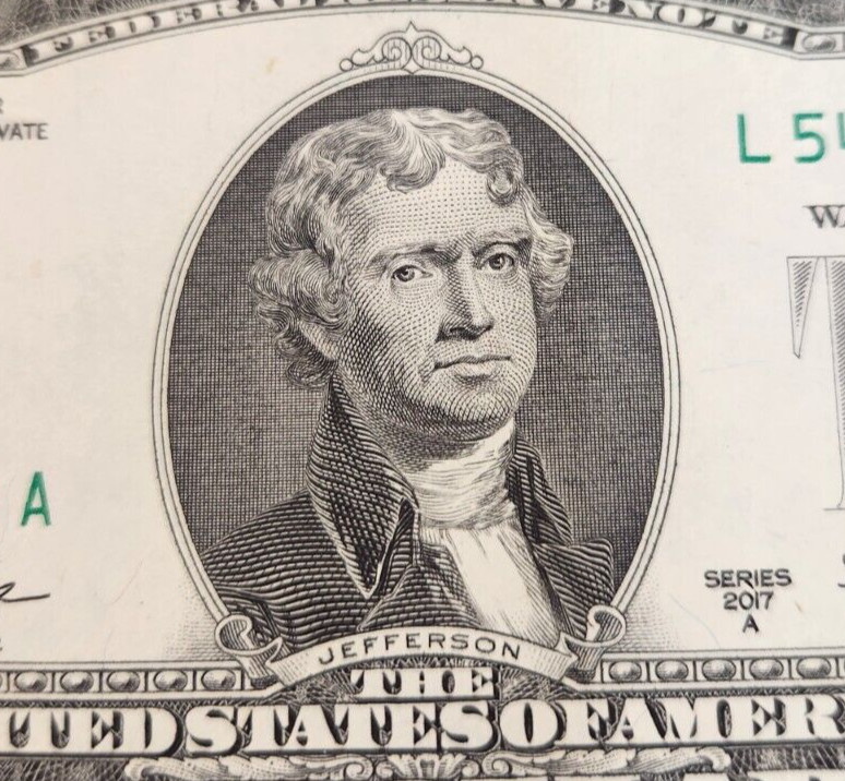 U.S. Bills starter lot $5.00 red seal, $2.00 red seal, silver cert., unc. $2.00