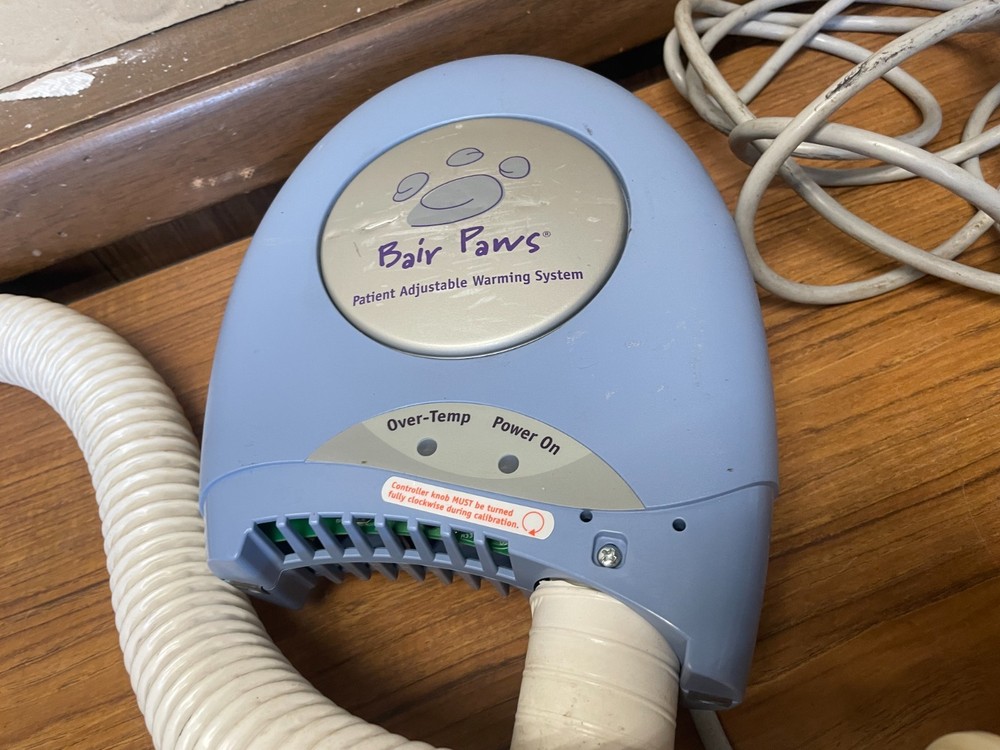 Bair Paws Model 850 Patient Adjustable Warming Unit System *
