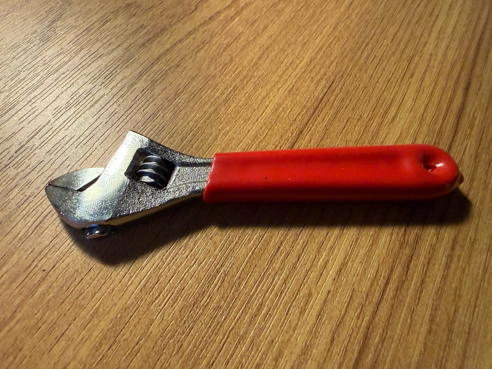 Crescent Wrench 4 IN