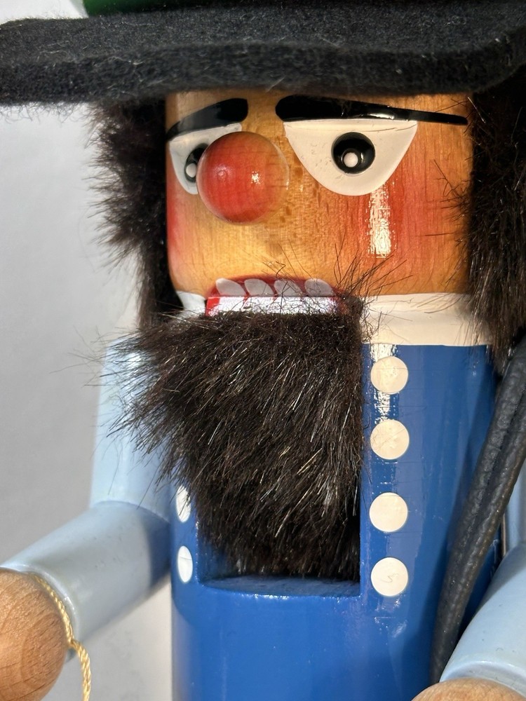 Steinbach Germany Handmade Junior Golfer Wooden Nutcracker Green