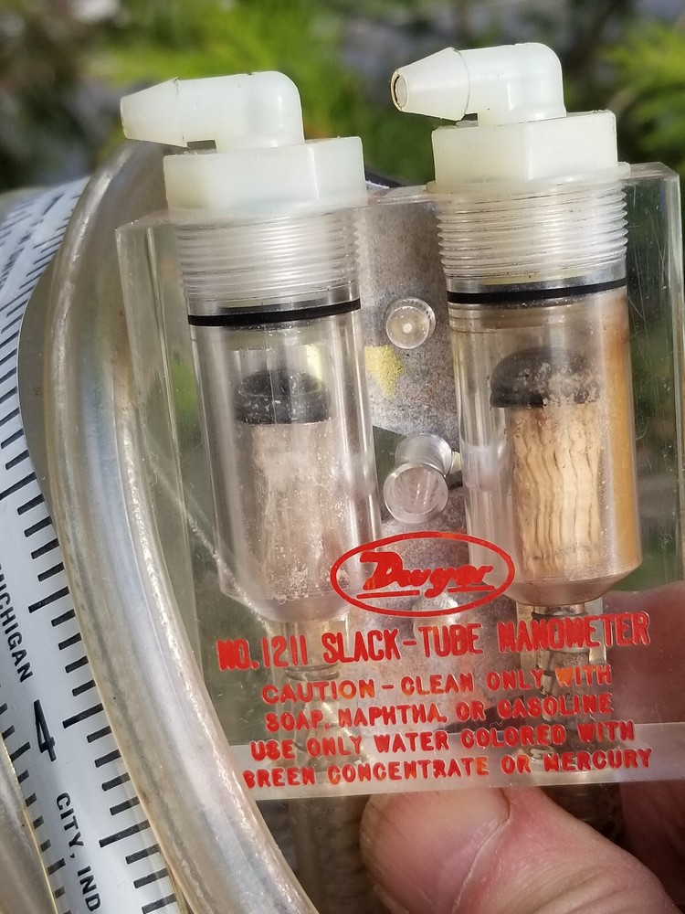 SLACK TUBE MANOMETER DWYER 1211