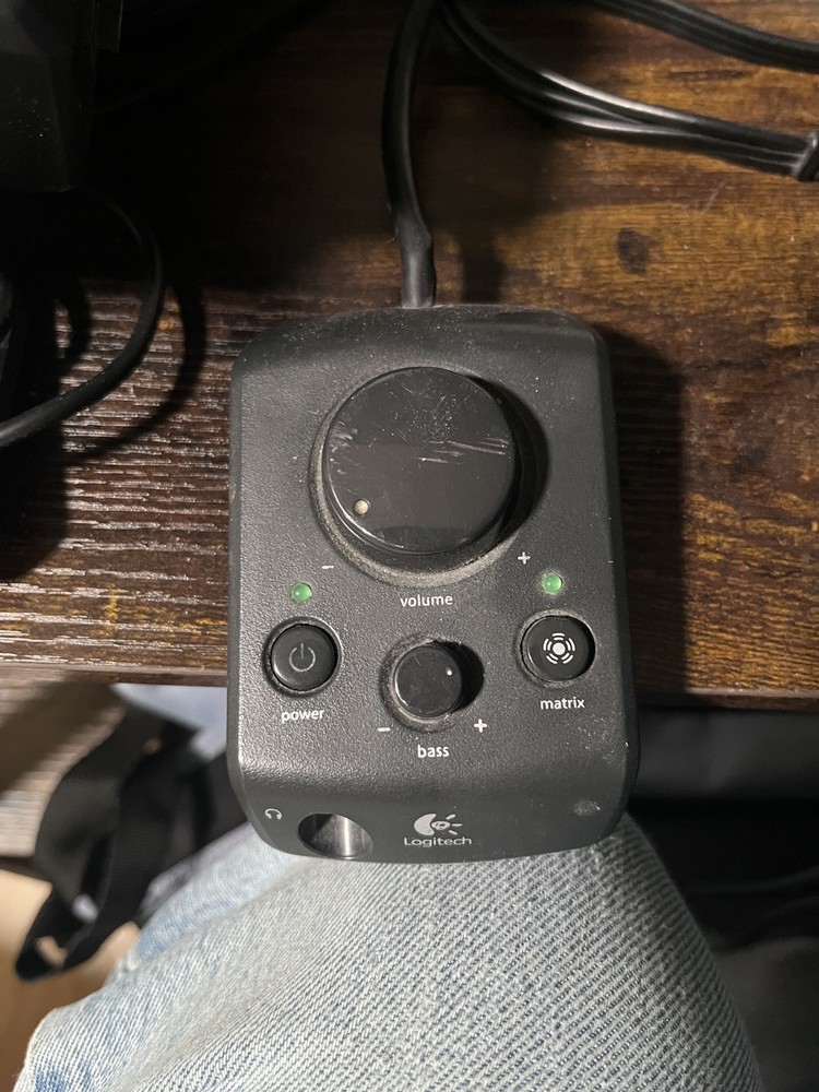 Logitech X-540 5.1 Surround Sound Computer Speaker System Subwoofer Control Pod
