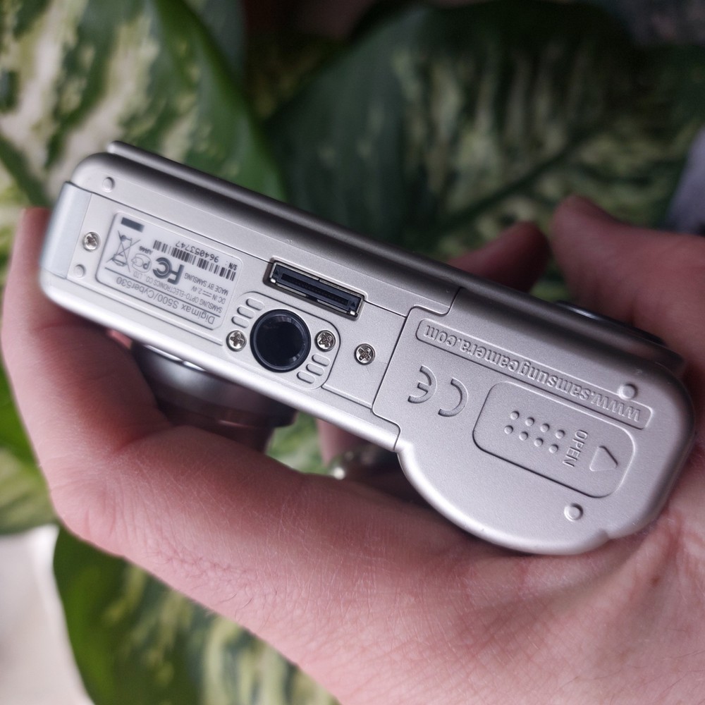 Samsung Digimax Camera Cyber 530