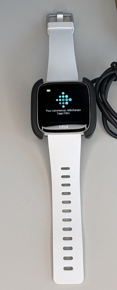 Fitbit Versa Smart Watch Lite Edition - white Open Box (Read)