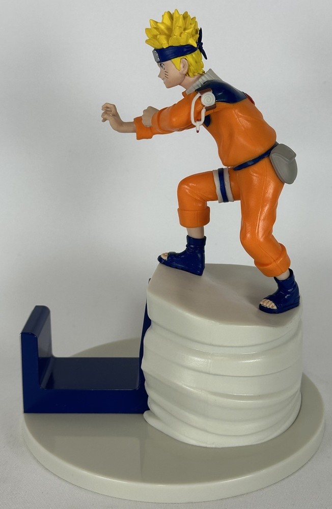 NARUTO VINTAGE 2002 CONTROLLER STAND HOLDER